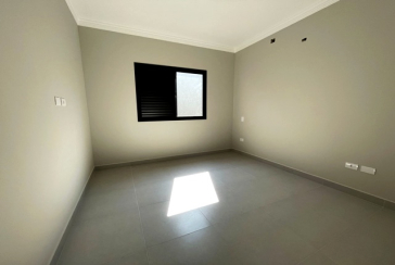 Sobrado novo à venda no Bairro do Jardim Felicidade (Zona Oeste) na Rua Rosálio José da Conceição 469,