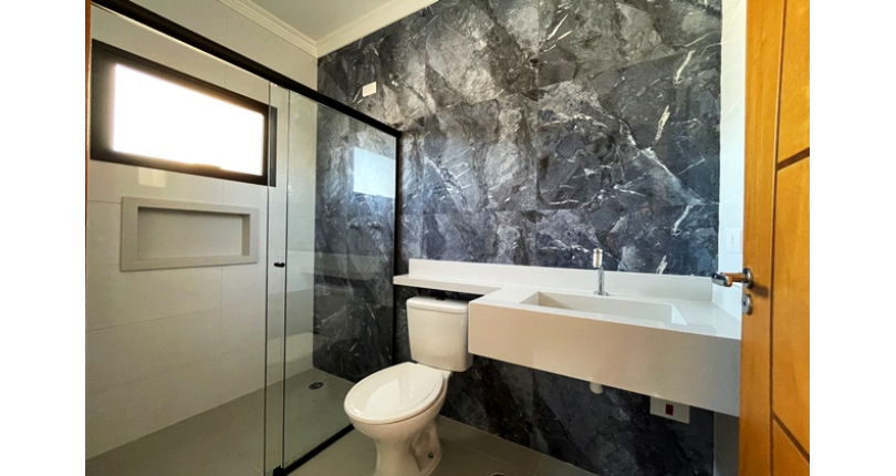 Sobrado novo à venda no Bairro do Jardim Felicidade (Zona Oeste) na Rua Rosálio José da Conceição 473,