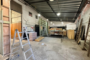 Galpão Comercial à venda no Bairro do Jardim Mutinga na Rua Belo Jardim