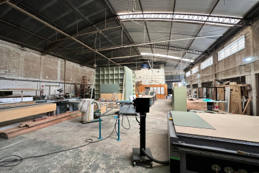 Galpão Comercial à venda no Bairro do Jardim Mutinga na Rua Belo Jardim