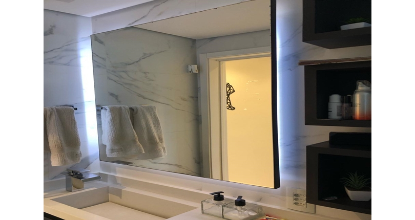 Apartamento à venda no Bairro do Jardim Iris na Avenida Raimundo Pereira de Magalhães 1720