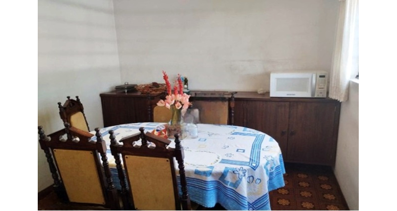 Sobrado à venda no Bairro do Parque Maria Domitila na Rua Domingos de Magalhães