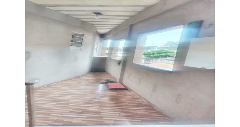 Casa para à venda no Bairro do Jardim Santo Elias na Rua Armando Flamarion Coelho