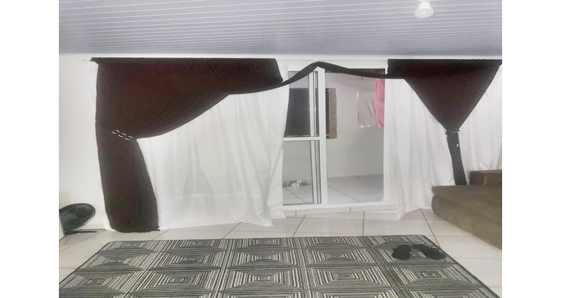 Casa para à venda no Bairro do Jardim Santo Elias na Rua Armando Flamarion Coelho