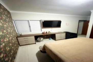 Casa Térrea à venda no Jardim Pirituba na Rua Glória de Dourados