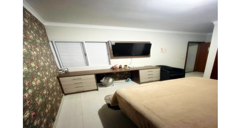 Casa Térrea à venda no Jardim Pirituba na Rua Glória de Dourados