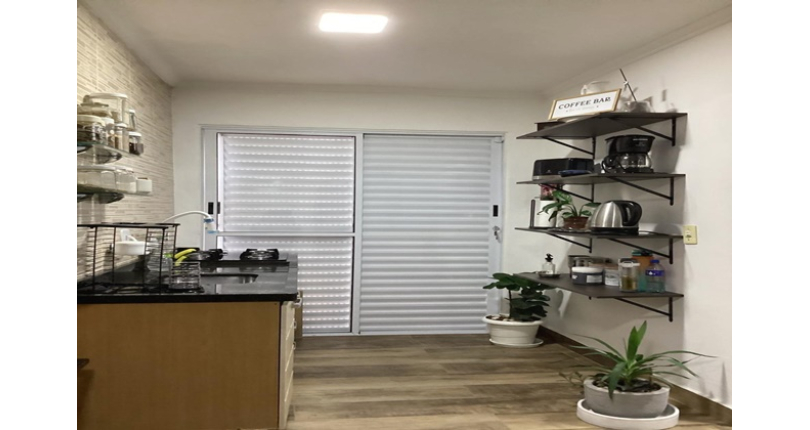 Casa térrea à venda no Bairro do Parque Panamericano na Rua Josefa Fontoura, 