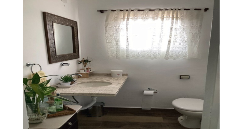 Casa térrea à venda no Bairro do Parque Panamericano na Rua Josefa Fontoura, 