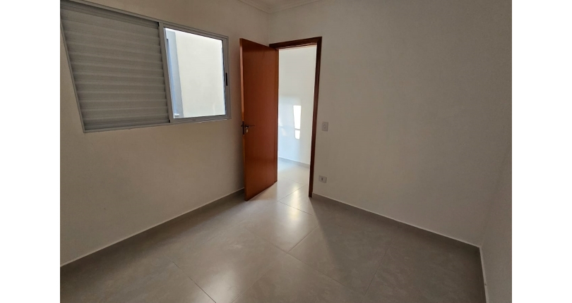 BELO Sobrado novo à venda no Bairro da Vila Guedes na Rua Doutor Nuno de Andrade 41