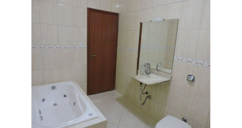 Sobrado à venda no Bairro da Chacara Inglesa na Rua Pompeu Sobrinho