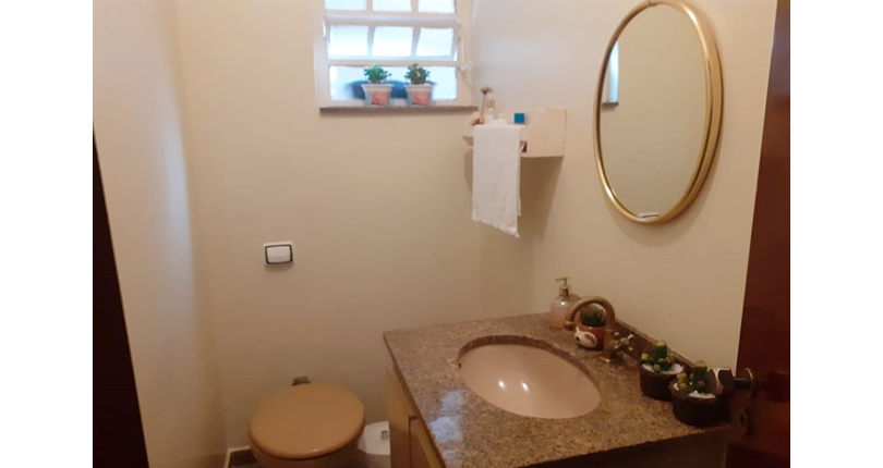 Sobrado à venda no Bairro do Jardim São Ricardo na Rua Ferdinando Rutini,