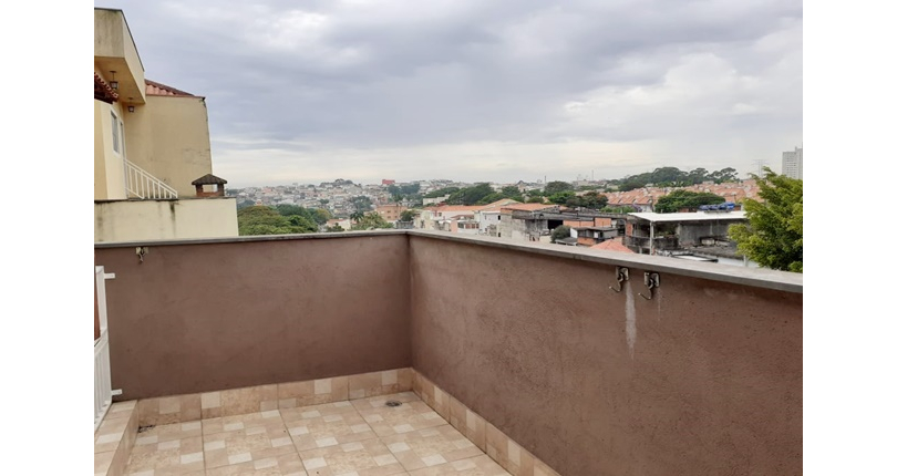 Sobrado à venda no Bairro do Jardim São Ricardo na Rua Ferdinando Rutini,