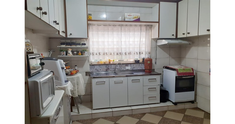 Sobrado à venda no Bairro do Jardim São Ricardo na Rua Ferdinando Rutini,