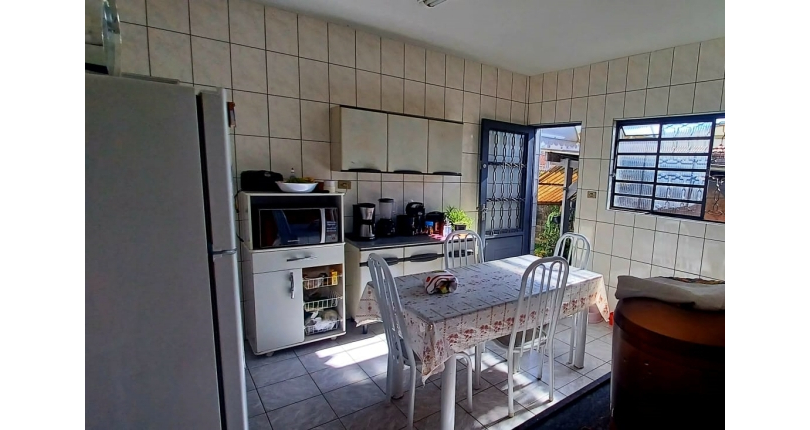 Casa à venda no Bairro do Jardim Vivan na Rua Barra do Bacururu