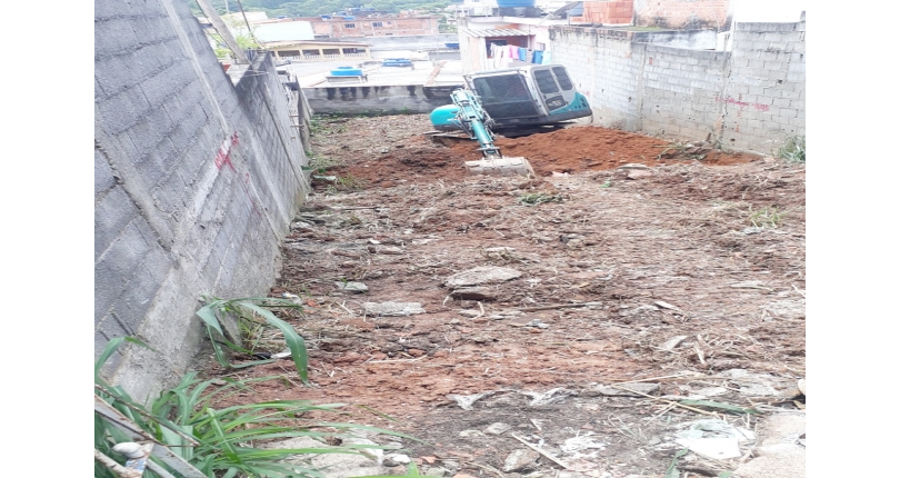 Terreno à venda no Bairro da Vila Aurora na Rua Amadeu Roldan,
