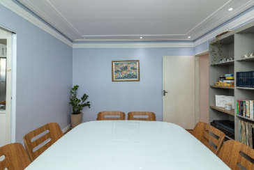 Lindo Sobrado à venda no Bairro do Parque São Domingos na Rua Artur Bastos,