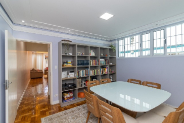 Lindo Sobrado à venda no Bairro do Parque São Domingos na Rua Artur Bastos,