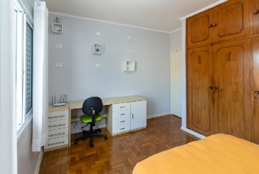 Lindo Sobrado à venda no Bairro do Parque São Domingos na Rua Artur Bastos,