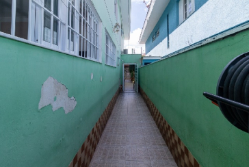 Lindo Sobrado à venda no Bairro do Parque São Domingos na Rua Artur Bastos,