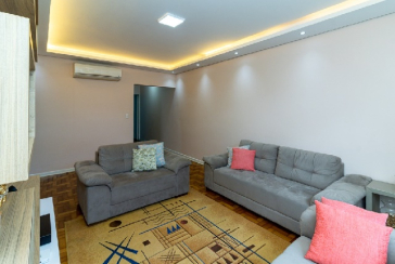 Lindo Sobrado à venda no Bairro do Parque São Domingos na Rua Artur Bastos,