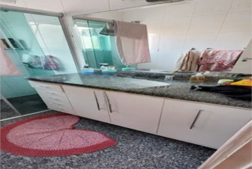 Sobrado à venda no Bairro da Chacara Inglesa na Rua Pompeu Sobrinho,