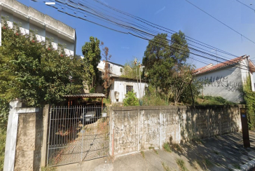 Terreno à venda no Bairro da Vila Mangalot na Rua Roberto de Lamenais,