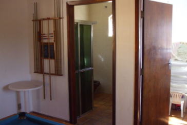 Casa à venda em Osasco no Bairro do Três Montanhas na Rua Serra dos Itatins,