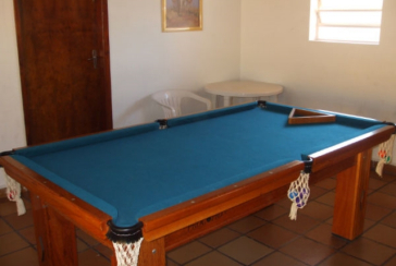 Casa à venda em Osasco no Bairro do Três Montanhas na Rua Serra dos Itatins,