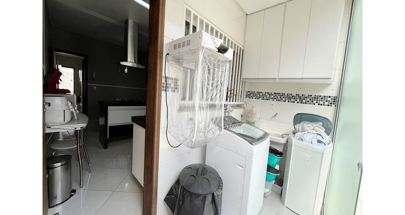  Sobrado à venda no Bairro do Jardim Cidade Pirituba na Rua Nespera,