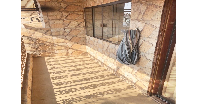 Sobrado à venda no Bairro da Vila Aurora na Rua Olímpio Barcelos