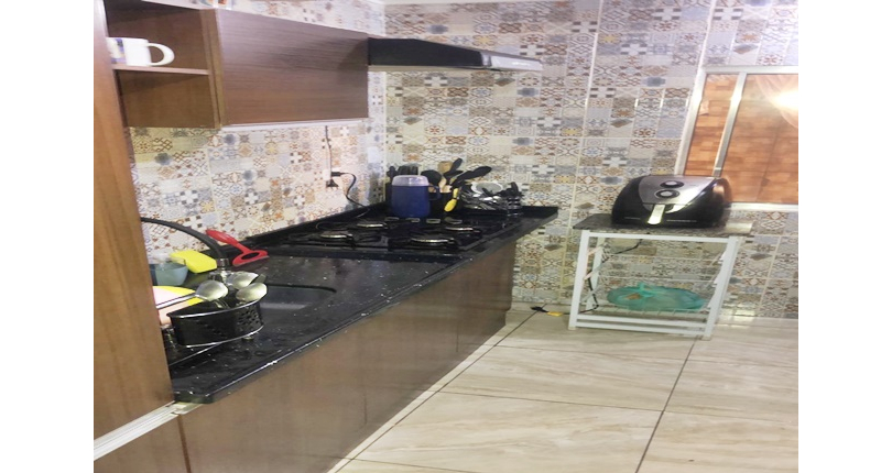 Sobrado à venda no Bairro da Vila Aurora na Rua Olímpio Barcelos