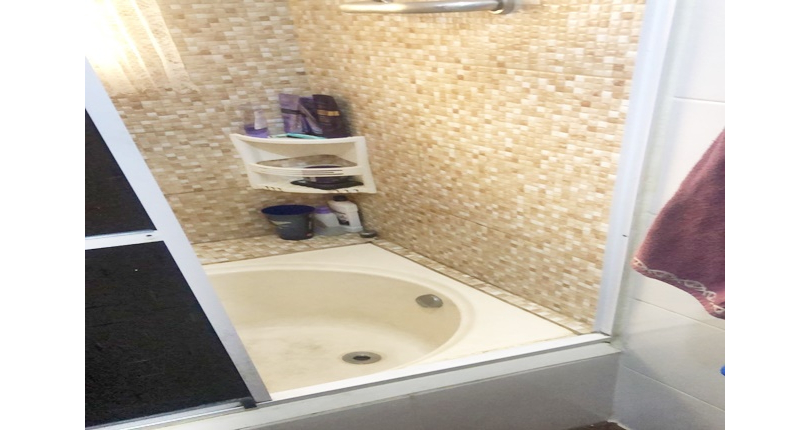 Sobrado à venda no Bairro da Vila Aurora na Rua Olímpio Barcelos