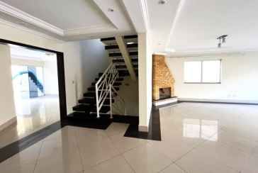 Sobrado Alto Padrão à venda no City America na Rua Irmã Dora Viotti