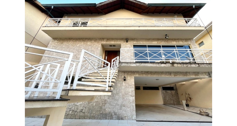 Sobrado Alto Padrão à venda no City America na Rua Irmã Dora Viotti