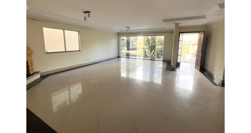 Sobrado Alto Padrão à venda no City America na Rua Irmã Dora Viotti