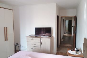 Sobrado à venda no Bairro do Jardim Maristela na Rua Erva Divina