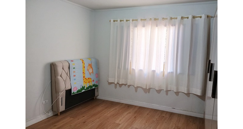 Sobrado à venda no Bairro do Jardim Maristela na Rua Erva Divina