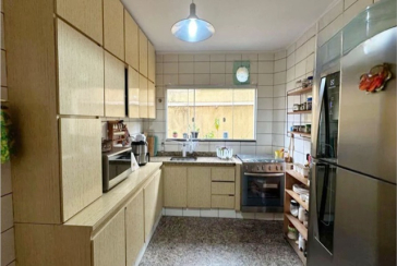 Sobrado à venda no Bairro do City Recanto Anastacio na Rua Pico do Jaraguá,