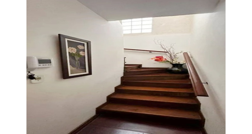 Sobrado à venda no Bairro do City Recanto Anastacio na Rua Pico do Jaraguá,