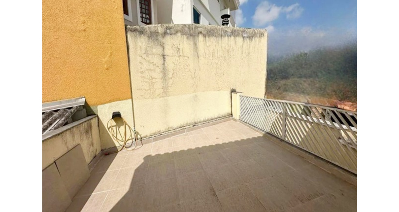 Sobrado à venda no Bairro do City Recanto Anastacio na Rua Pico do Jaraguá,