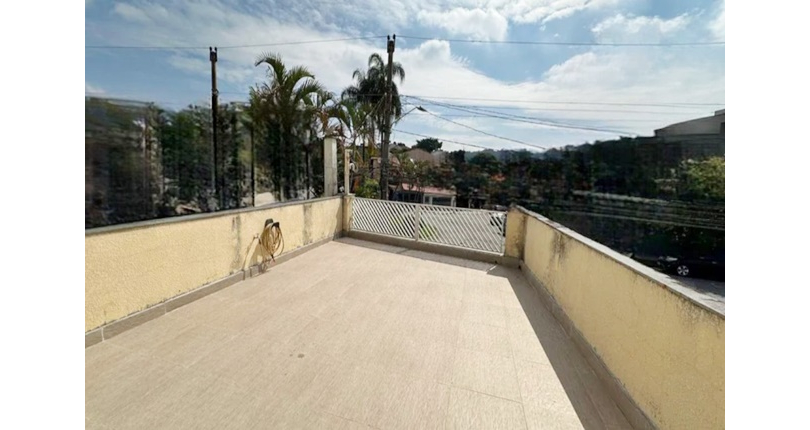 Sobrado à venda no Bairro do City Recanto Anastacio na Rua Pico do Jaraguá,