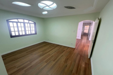 Casa para renda à venda no Bairro do Jardim Santa Lucrécia na Rua Pêra-Marmelo