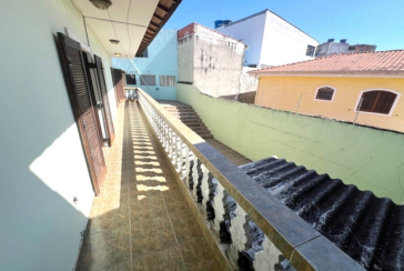 Casa para renda à venda no Bairro do Jardim Santa Lucrécia na Rua Pêra-Marmelo