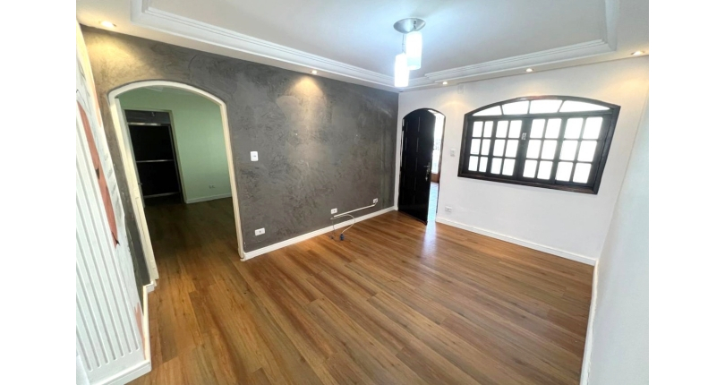 Casa para renda à venda no Bairro do Jardim Santa Lucrécia na Rua Pêra-Marmelo