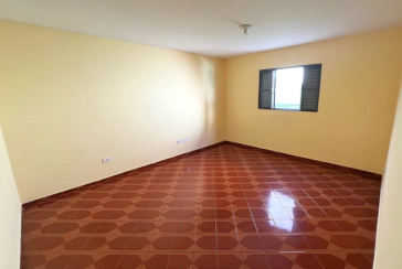 Sobrado para renda à venda no Bairro do Jardim Santa Lucrécia na Rua Pêra-Marmelo