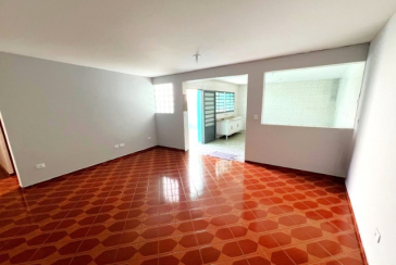 Sobrado para renda à venda no Bairro do Jardim Santa Lucrécia na Rua Pêra-Marmelo