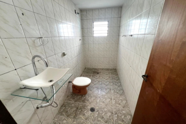 Sobrado para renda à venda no Bairro do Jardim Santa Lucrécia na Rua Pêra-Marmelo