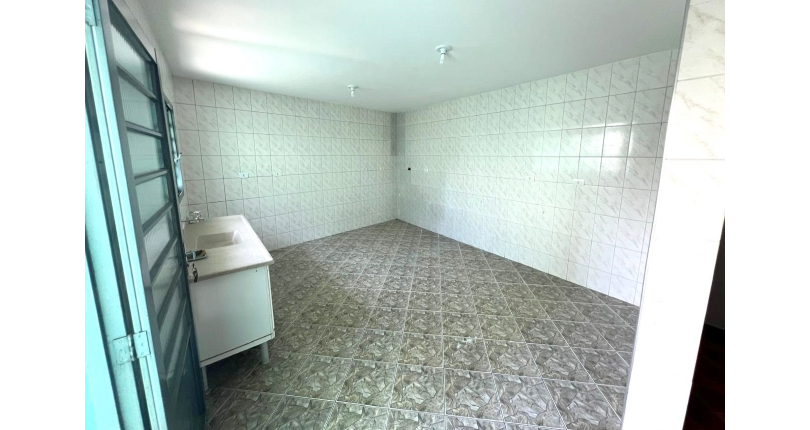 Sobrado para renda à venda no Bairro do Jardim Santa Lucrécia na Rua Pêra-Marmelo