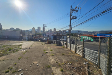 Terreno à venda no Bairro da Vila Pirituba na Avenida Paula Ferreira