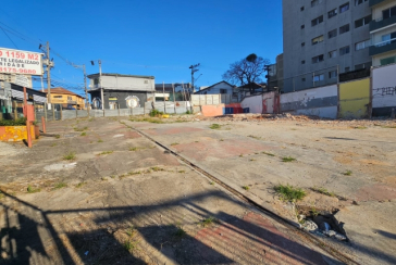 Terreno à venda no Bairro da Vila Pirituba na Avenida Paula Ferreira